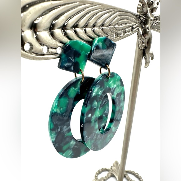 Maison Oval Pierced Earrings in Blue/Green - Picture 3 of 9